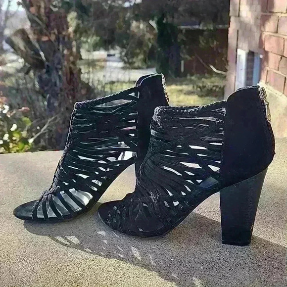 G by Guess strappy heeled bootie - Picture 2 of 12